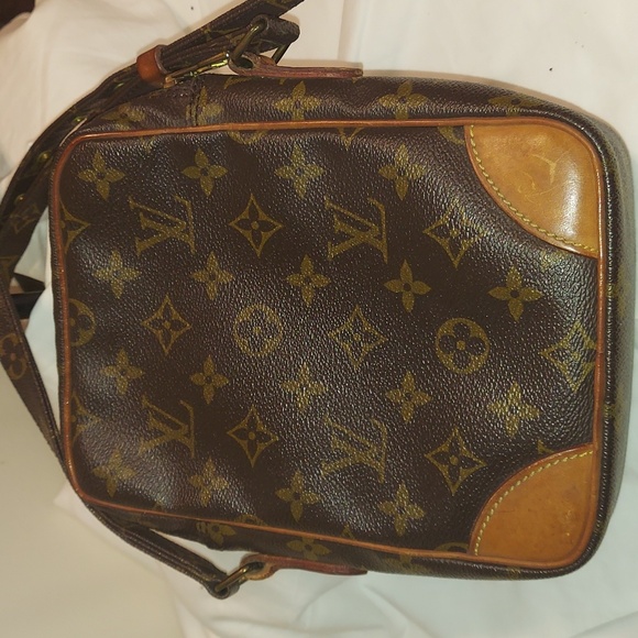 LOUIS VUITTON Aunthentic Vintage Monogram Amazon Shoulder Crossbody Bag - Picture 5 of 16